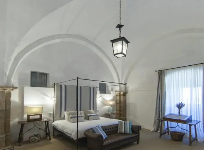 Hotel que admite mascotas: Casa Rural Castillo de Cáceres